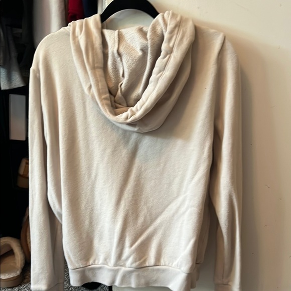 VS Pink Leopard Print Hoodie - Picture 2 of 5